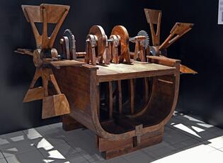 Stroje Leonardo da Vinci, výstava padesát model, Technické muzeum v Brně. Magazín KULT*