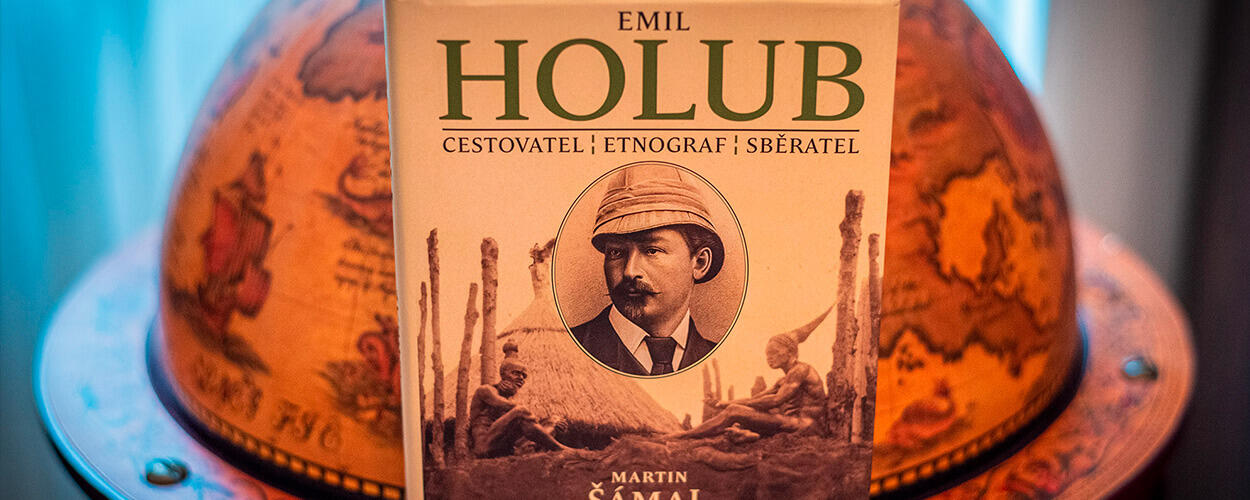 Emil Holub, cestovatel, etnograf, sběratel, Vyšehrad, Martin Šámal, recenze, magazín KULT* Brno